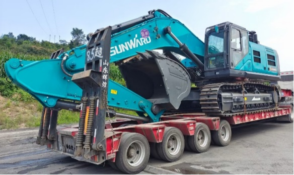 点赞！尊龙凯时官网网址智能液压混淆动力挖掘机项目荣获这个优异项目奖→