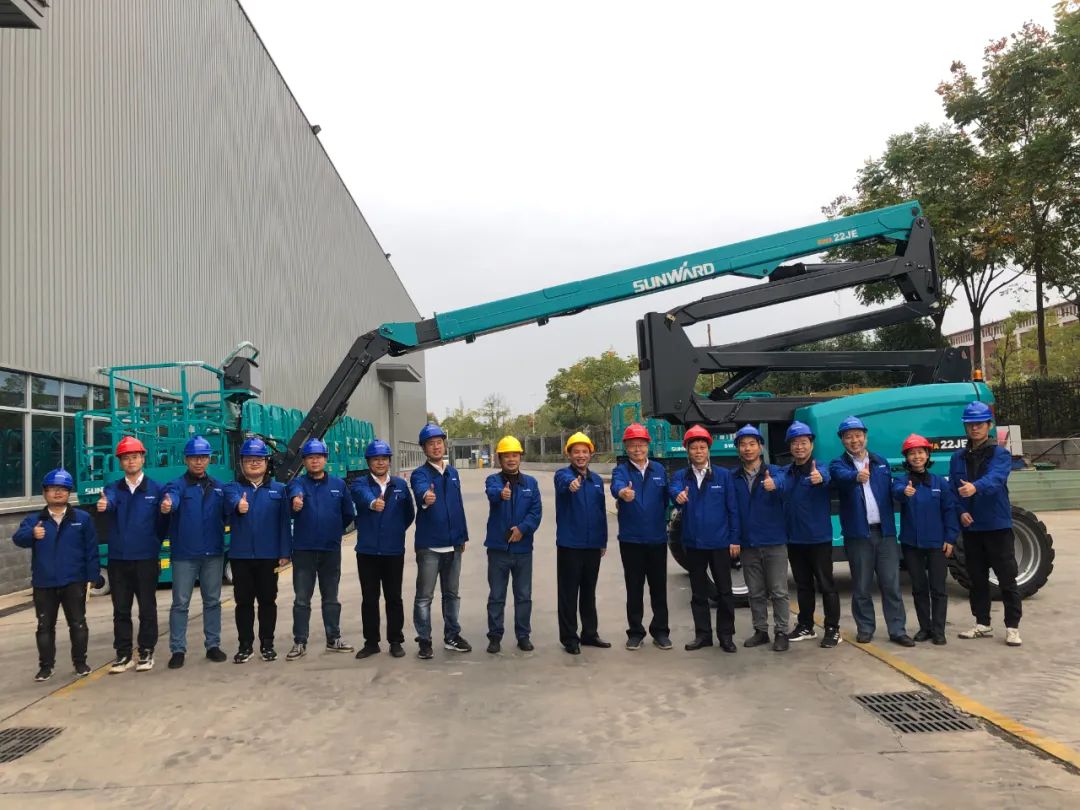 同级别作业高度最高！尊龙凯时官网网址智能首款自主研发电动臂式高空作业平台下线