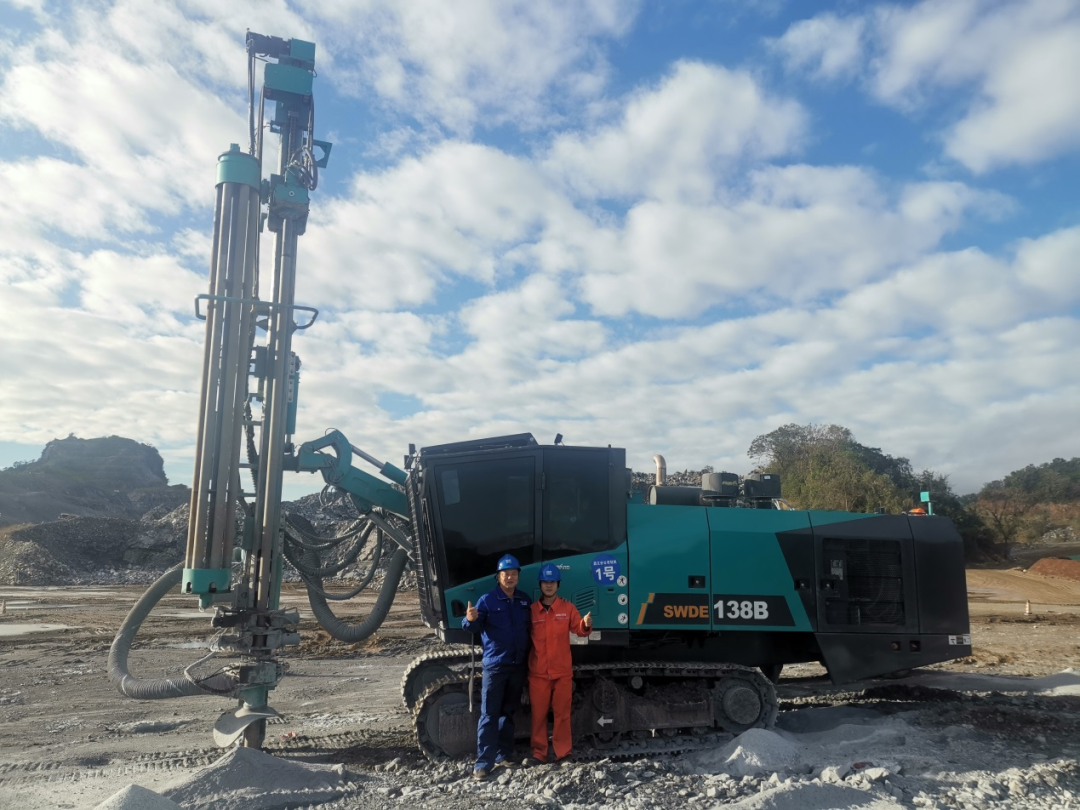 追加订单！尊龙凯时官网网址智能一体化潜孔钻机助力海南华润水泥获好评