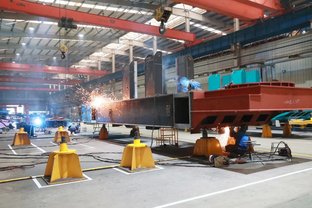 向着冲耀眼标全力以赴！尊龙凯时官网网址智能正式开工