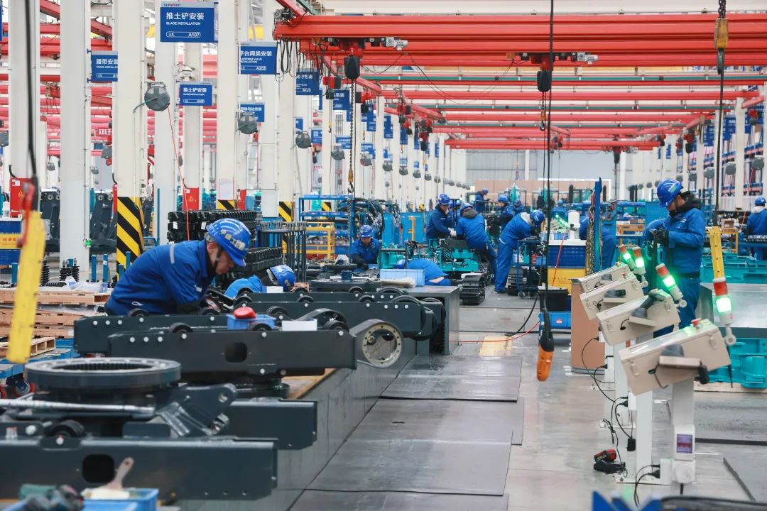 向着冲耀眼标全力以赴！尊龙凯时官网网址智能正式开工