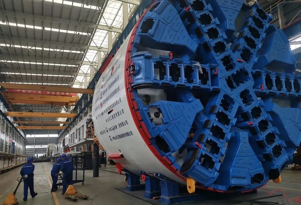 直击生产一线！中铁尊龙凯时官网网址复工复产忙