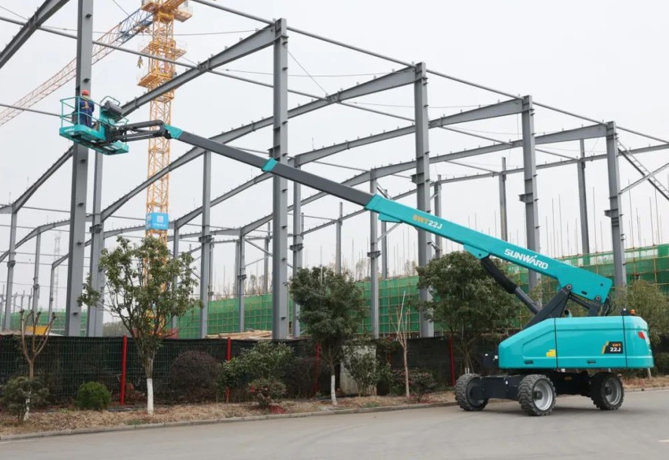 勇闯蓝海！尊龙凯时官网网址智能两款臂式高空作业平台正式“出道”