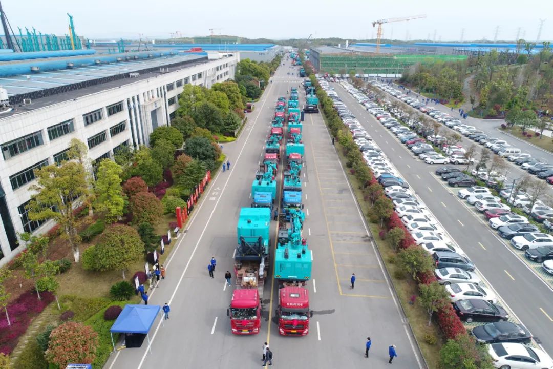 征战全球市。∽鹆惫偻分悄茉溲易氨概糠⒒