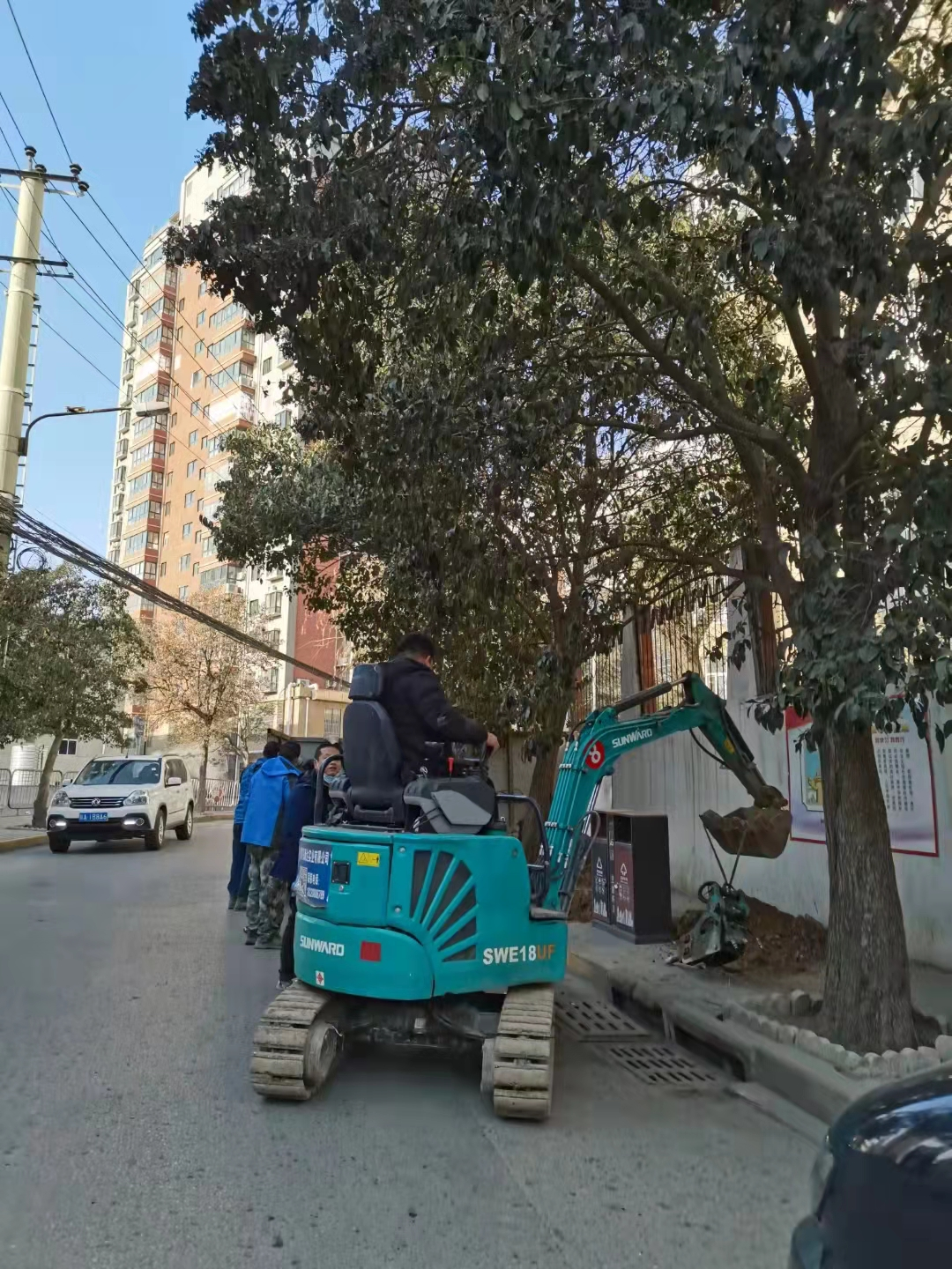 好效劳、好装备！尊龙凯时官网网址智能挖掘机再获客户追加订单