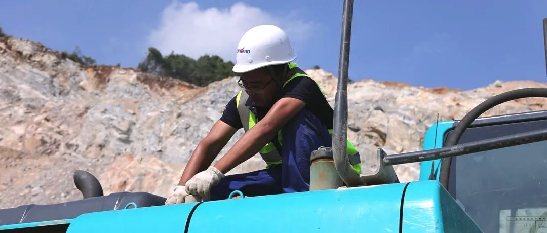 3650天、3000余条工单……90后“张师傅”用十年轻春诠释尊龙凯时官网网址匠心