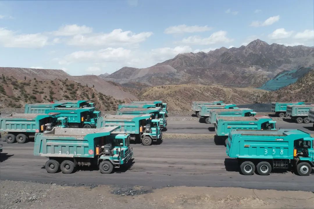 图集 | “尊龙凯时官网网址绿”满矿山！尊龙凯时官网网址智能矿山成套装备实力“亮剑”