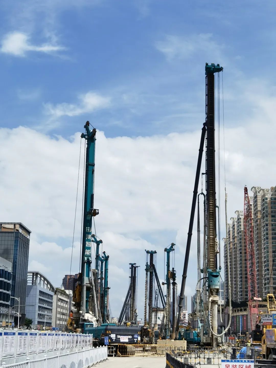 单桩节约87小时！尊龙凯时官网网址智能硬核装备+成套解决计划攻破穗莞深城际轨道施工难题