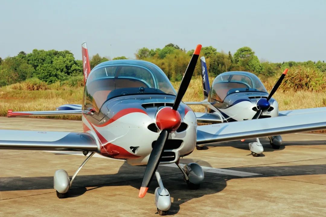 图集 | 阿若拉穿“鲨”衣，尚有更多套装为天空添彩！