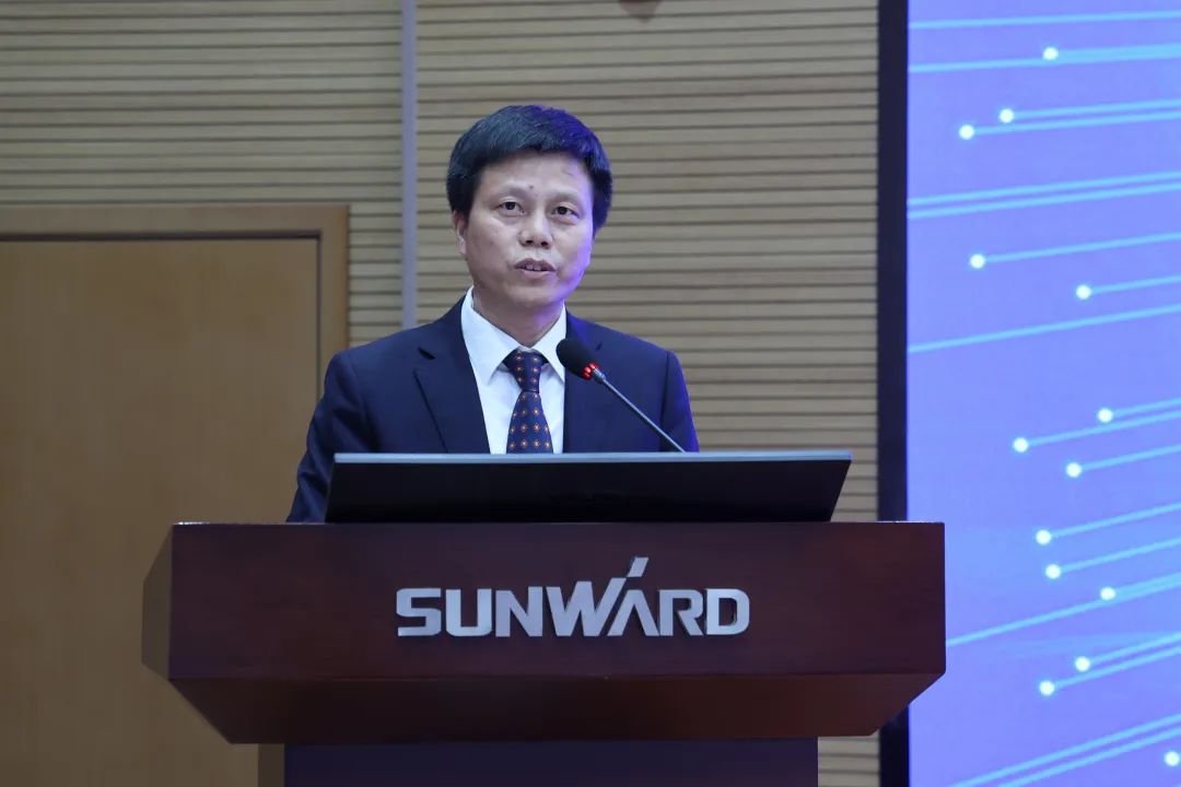 立异引领，智造未来！“2022院士专家长沙行”高端装备高质量生长钻研会盛大举行