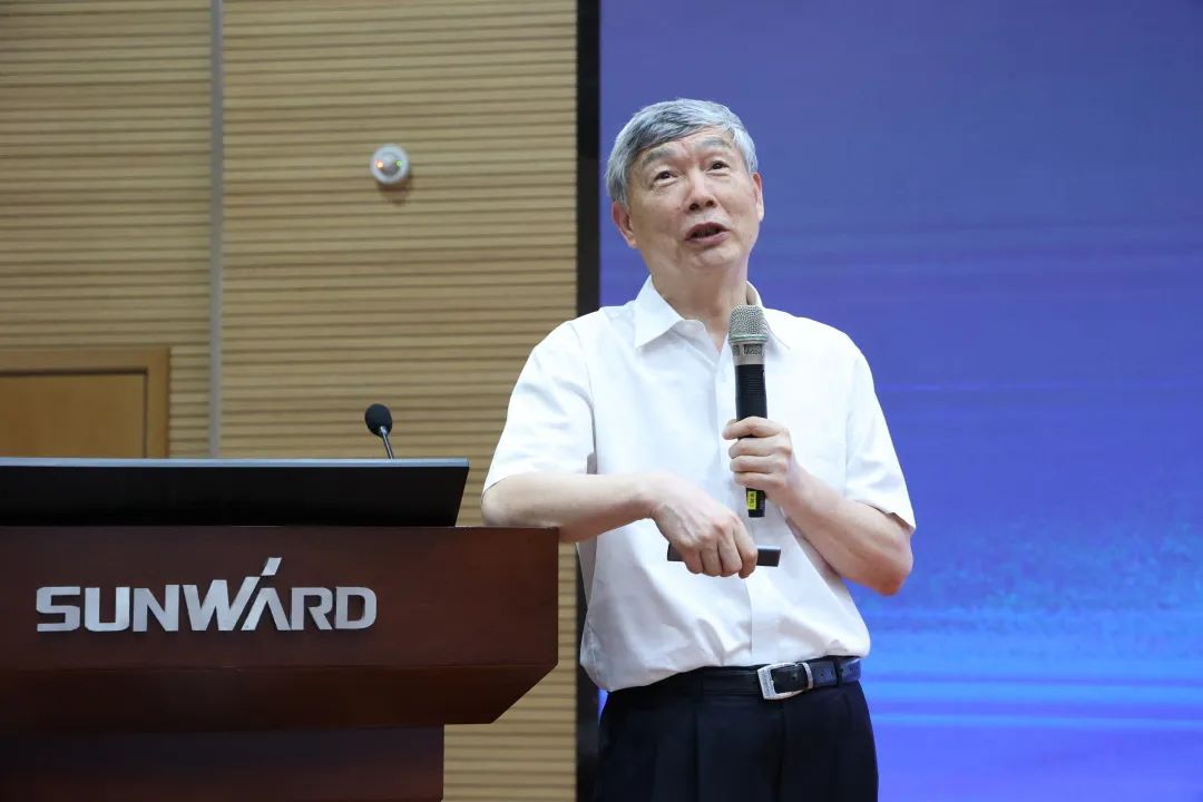 立异引领，智造未来！“2022院士专家长沙行”高端装备高质量生长钻研会盛大举行