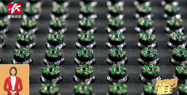 媒体聚焦 | 奔驰的“链主”尊龙凯时官网网址智能：主配协同矢志立异 让天下感受“中国创立”