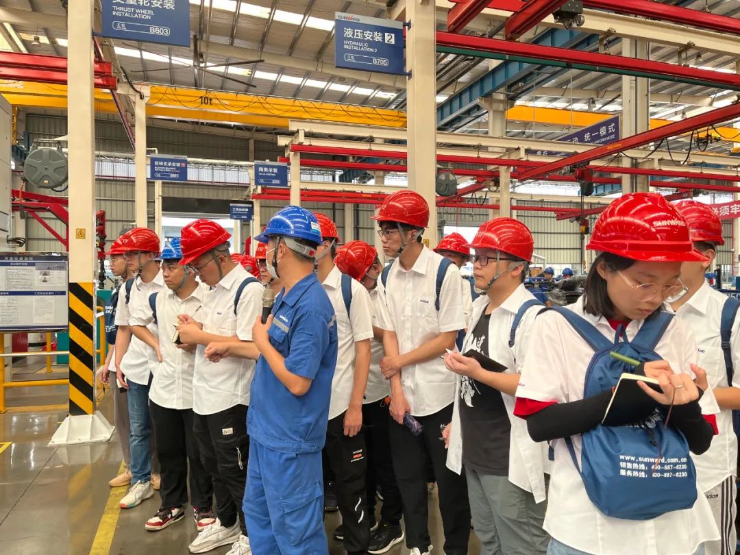 校招 | 盛夏七月，这群“向着太阳奔驰”的少年来尊龙凯时官网网址智能啦！