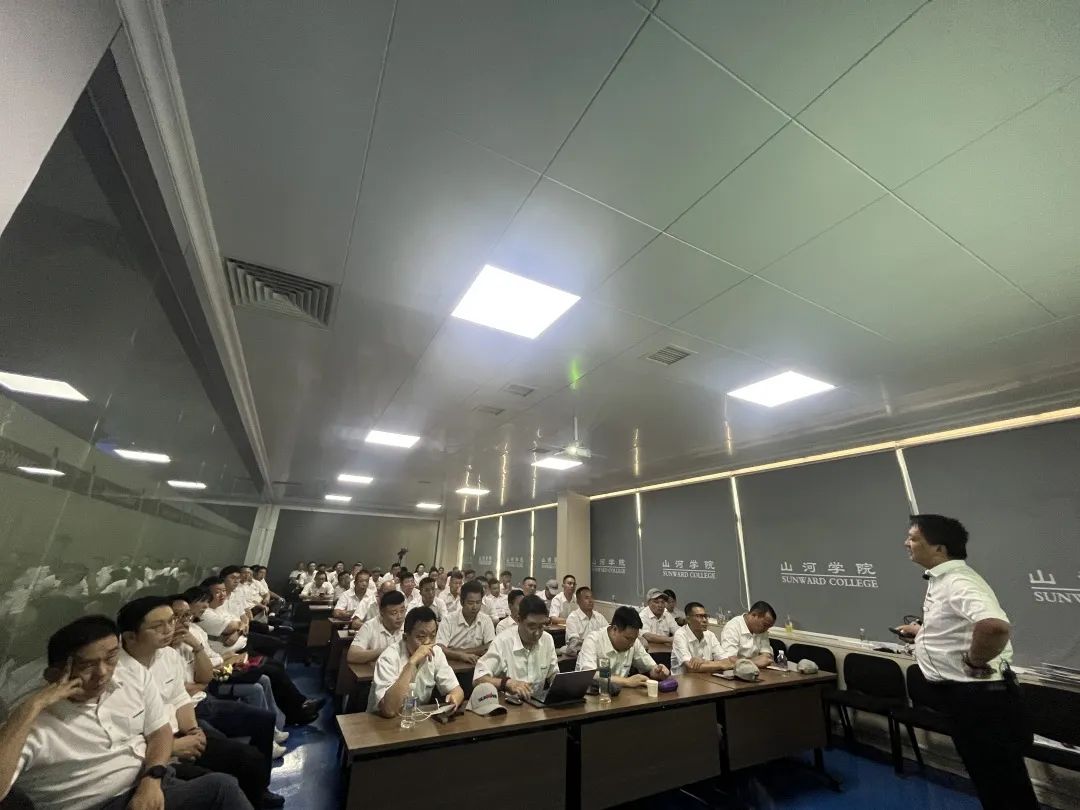 名堂秀实力，为效劳竞技！快来见识下尊龙凯时官网网址智能这场“交锋大赛”