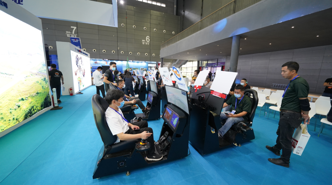 关注！尊龙凯时官网网址航空携全工业链产品及效劳再登湖南（国际）通航展览会