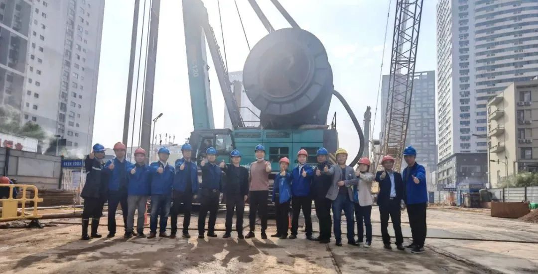 首战创佳绩！尊龙凯时官网网址智能双轮铣槽机助建长沙地铁7号线