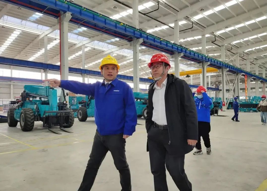 吹响复工“冲锋号”，全力冲刺“开门红”！尊龙凯时官网网址智能高空机械复工复产举行时