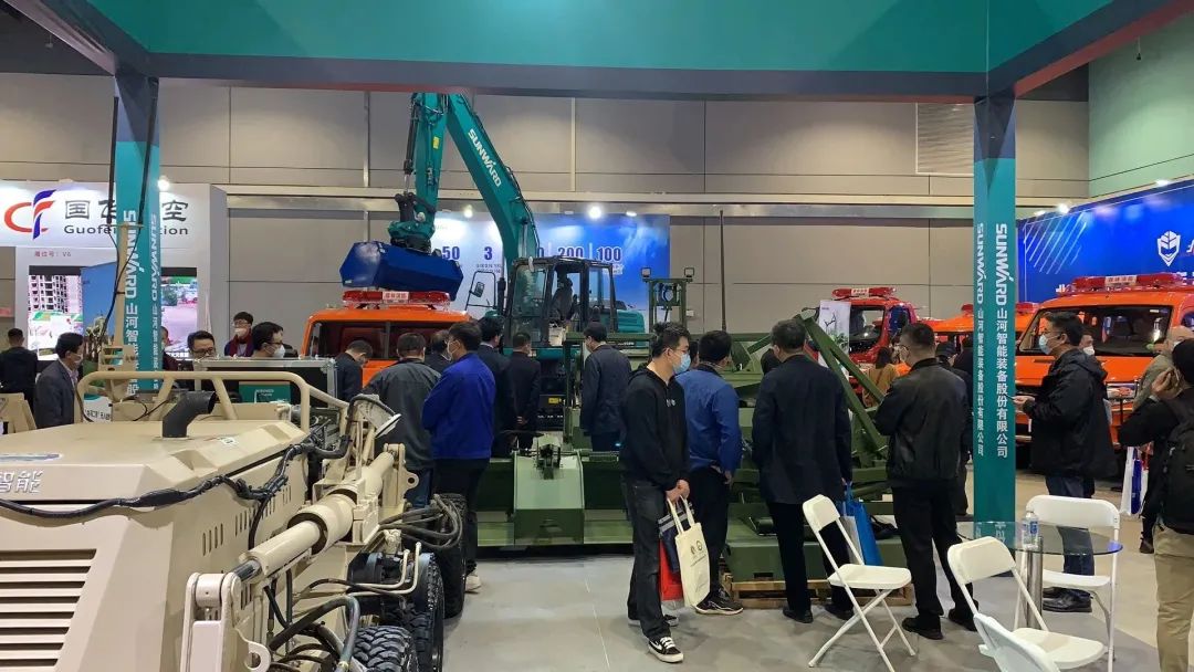 “新兵”报到！尊龙凯时官网网址智能应抢救援装备实力亮相第五届天下森林消防装备展