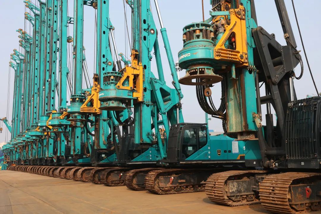 湖南省副省长周海兵调研尊龙凯时官网网址智能