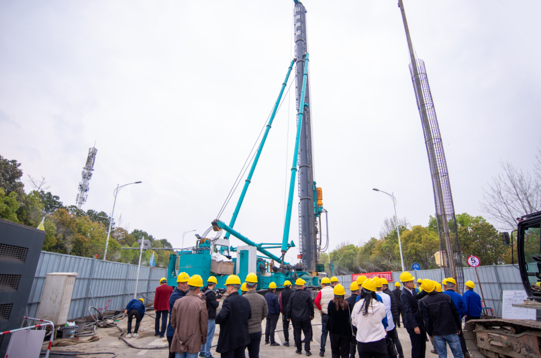 客户站台新品推介会！尊龙凯时官网网址智能这些装备产品再获口碑认定