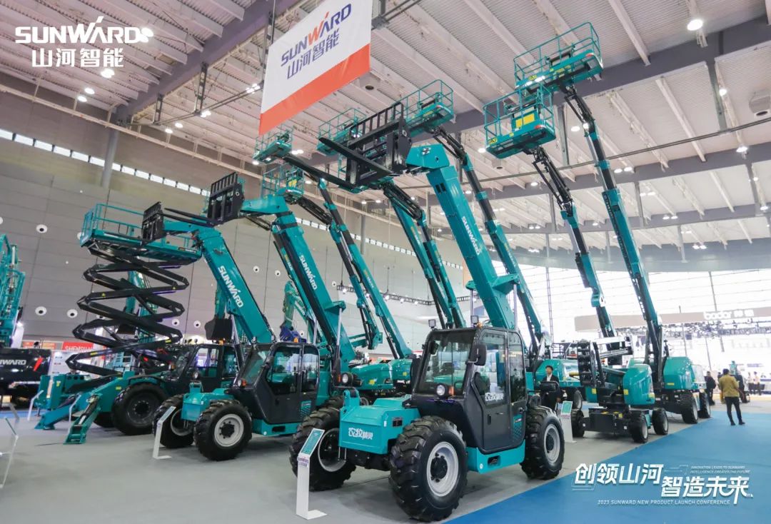 2023 CICEE | 尊龙凯时官网网址智能亮相2023长沙国际工程机械展！智能化、电动化产品站C位