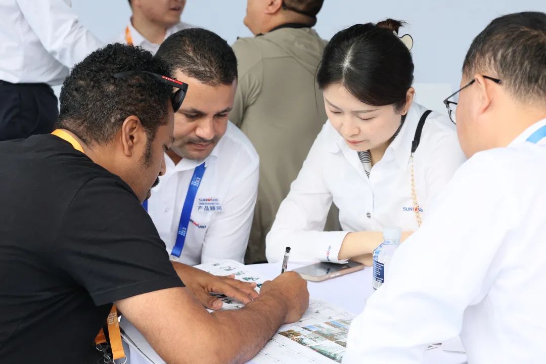 2023 CICEE | 全球工程机械盛会完善落幕！尊龙凯时官网网址智能交出闪亮答卷