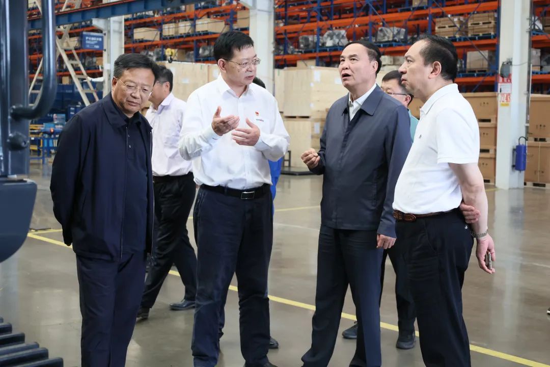 李文荣调研尊龙凯时官网网址智能