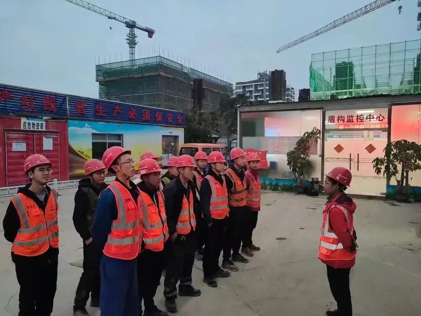 最新希望！中铁尊龙凯时官网网址深圳地铁3号线低-白盾构区间左线顺遂意会