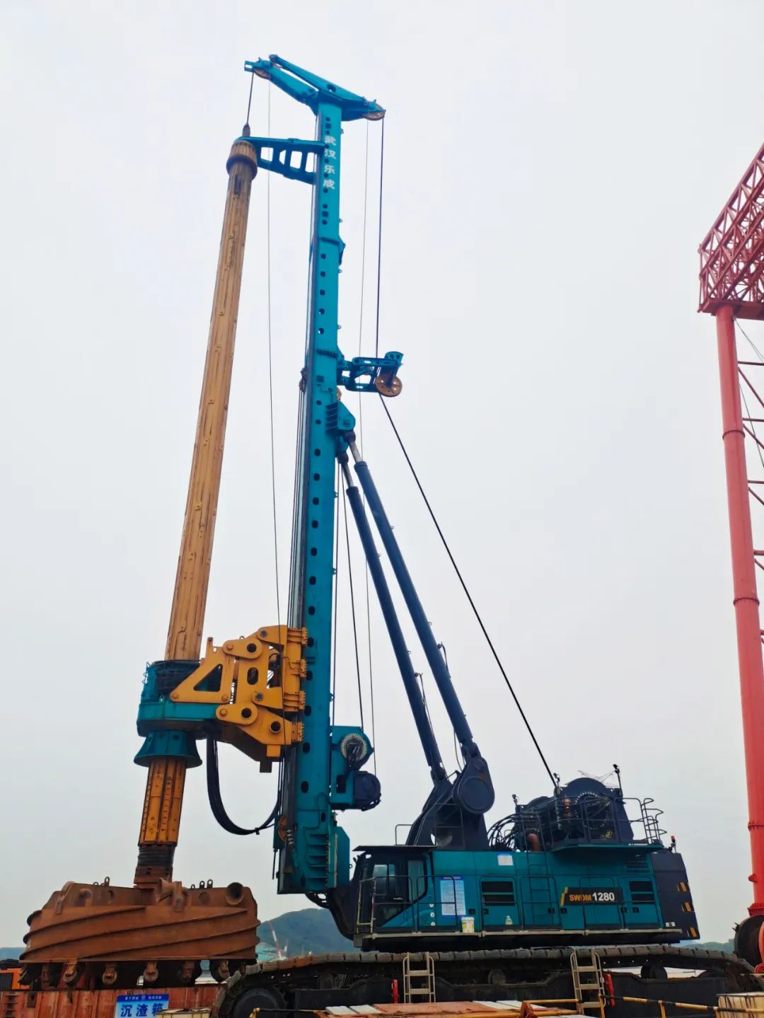 新战绩+1！尊龙凯时官网网址智能超等旋挖钻机创6.3米直径钻孔新纪录