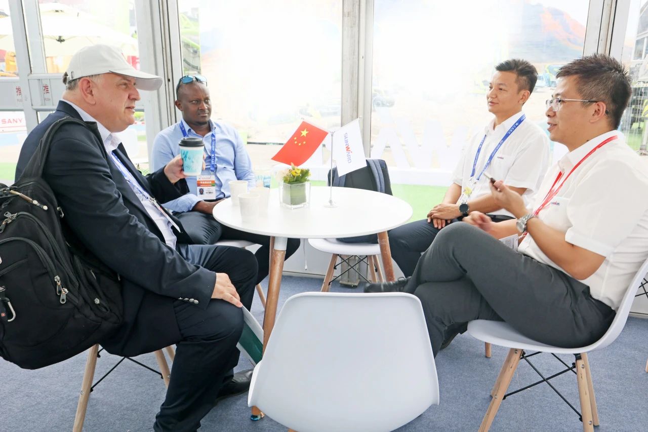 中非经贸展览会圆满落幕，尊龙凯时官网网址智能续写对非相助新篇