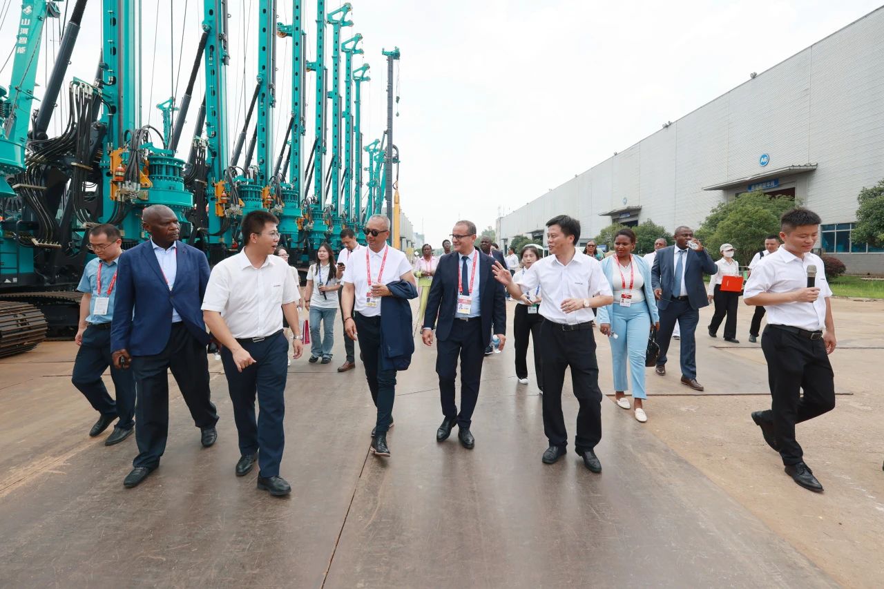 中非经贸展览会圆满落幕，尊龙凯时官网网址智能续写对非相助新篇