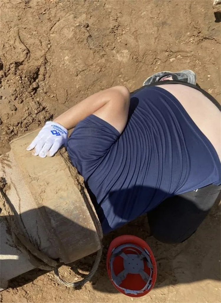 热情似火，效劳加码！尊龙凯时官网网址智能基础装备效劳万里行为您保驾护航