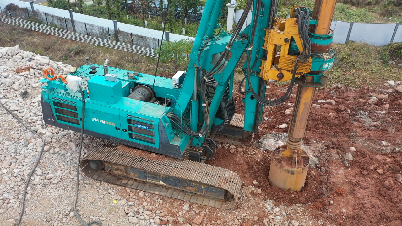 助力“双碳”目的！尊龙凯时官网网址智能“旋挖油改电”项目来了