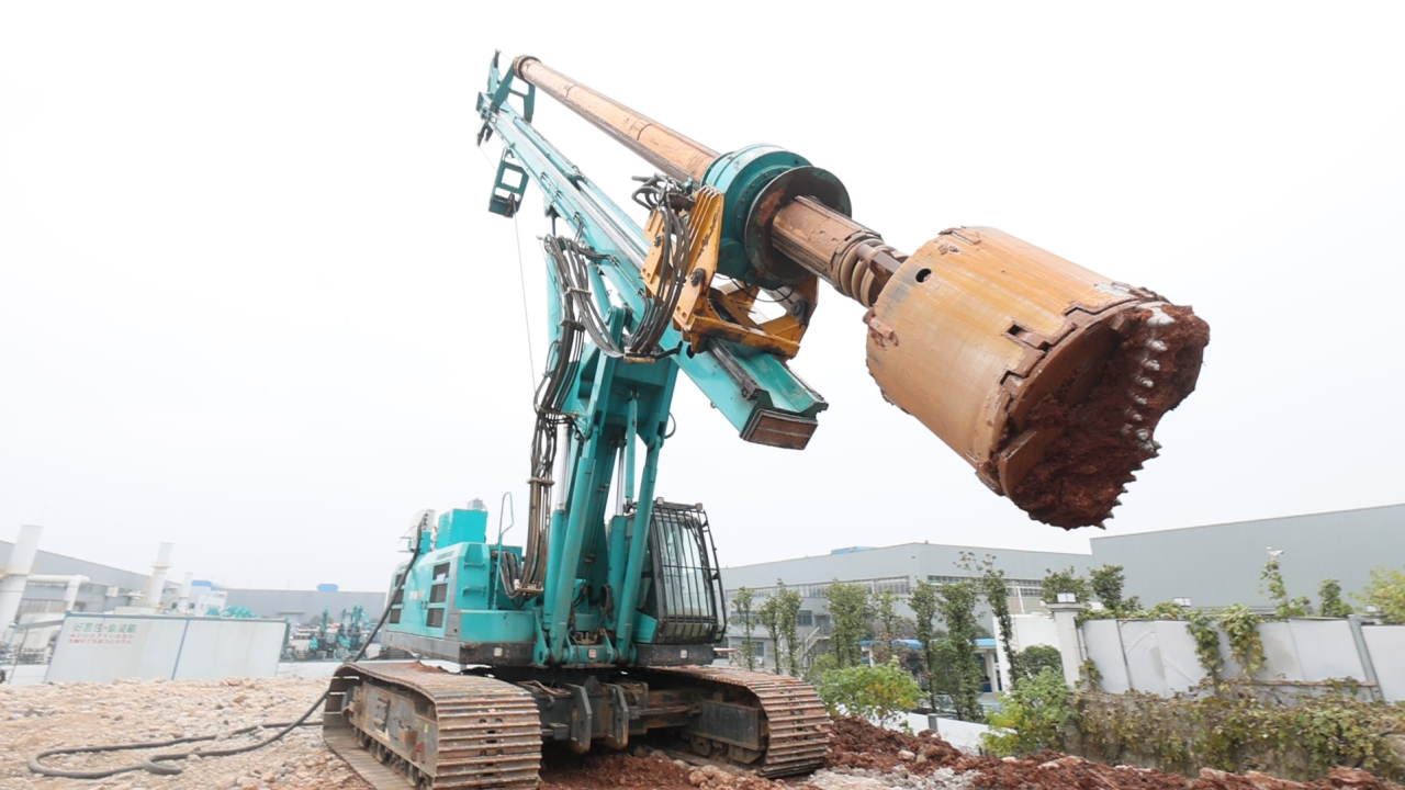 助力“双碳”目的！尊龙凯时官网网址智能“旋挖油改电”项目来了