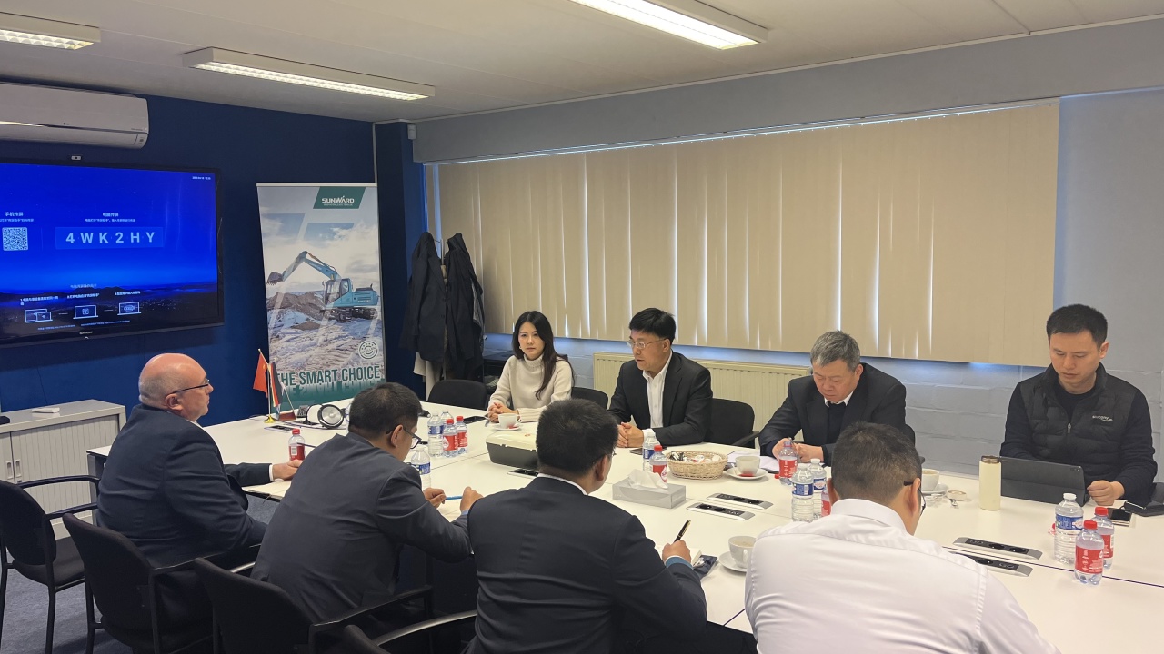 广州工控党委书记、董事长景广军率队赴尊龙凯时官网网址智能欧洲子公司考察