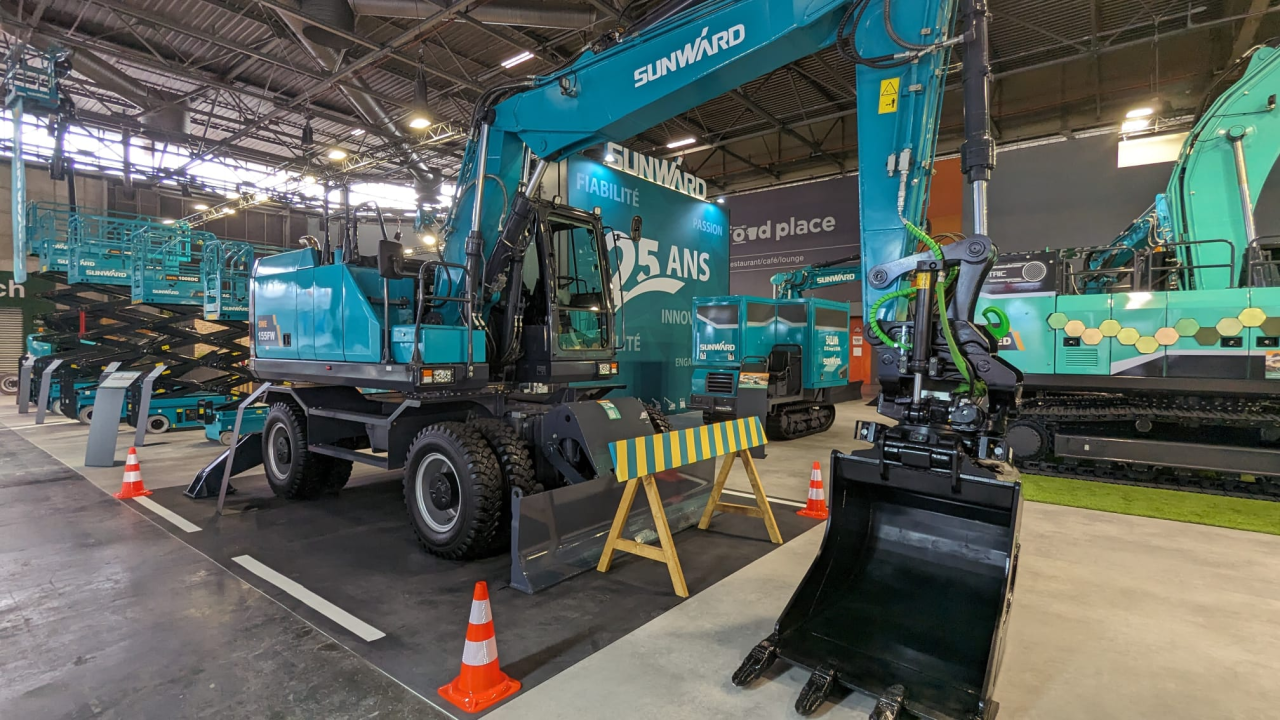 赢战INTERMAT 2024！尊龙凯时官网网址智能土方机械深耕全球高端市场