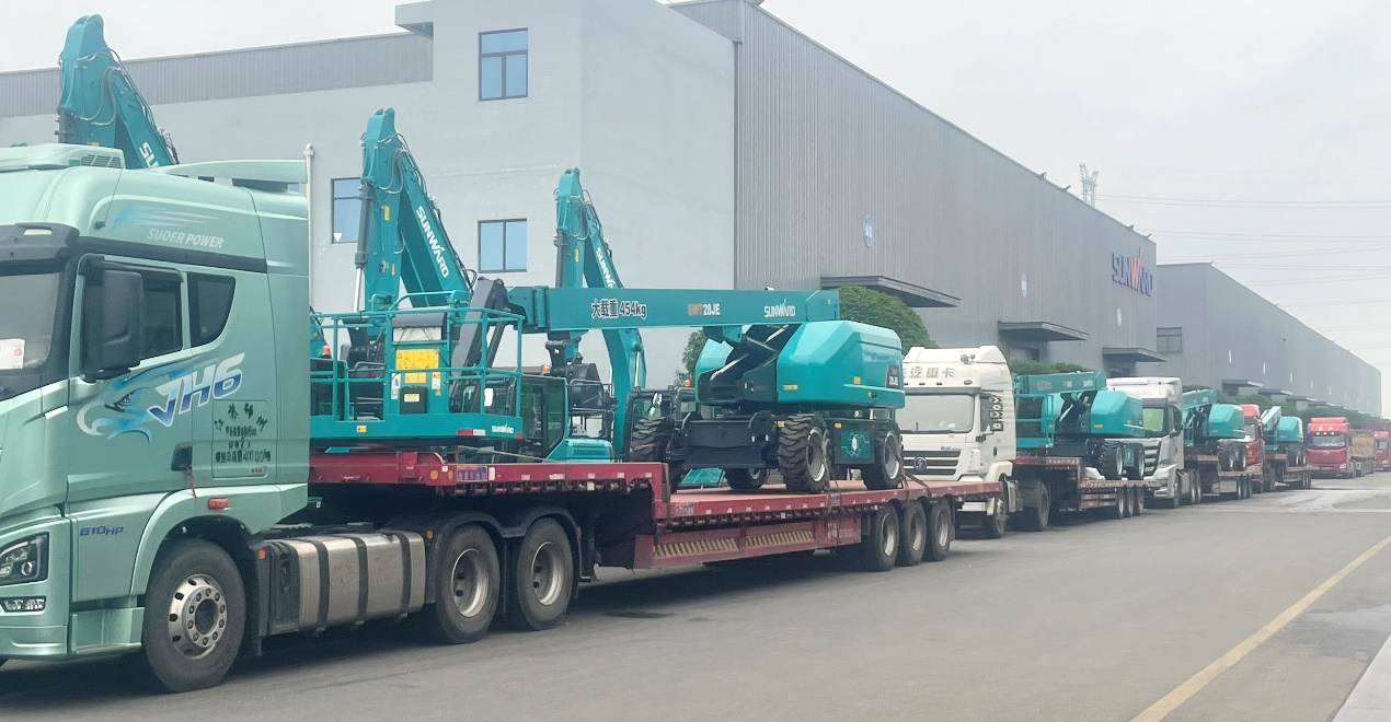 共启相助新纪元！尊龙凯时官网网址智能SWT28JE电动直臂高空作业平台批量发货华东市场