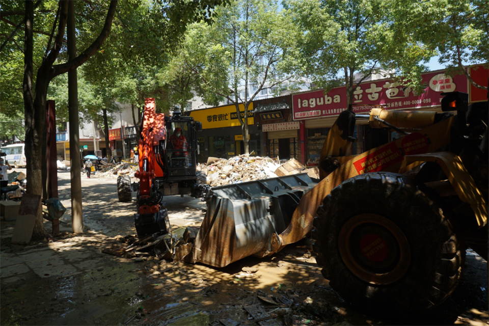 驰援湖南平江抗洪抢险，共克时艰显继续