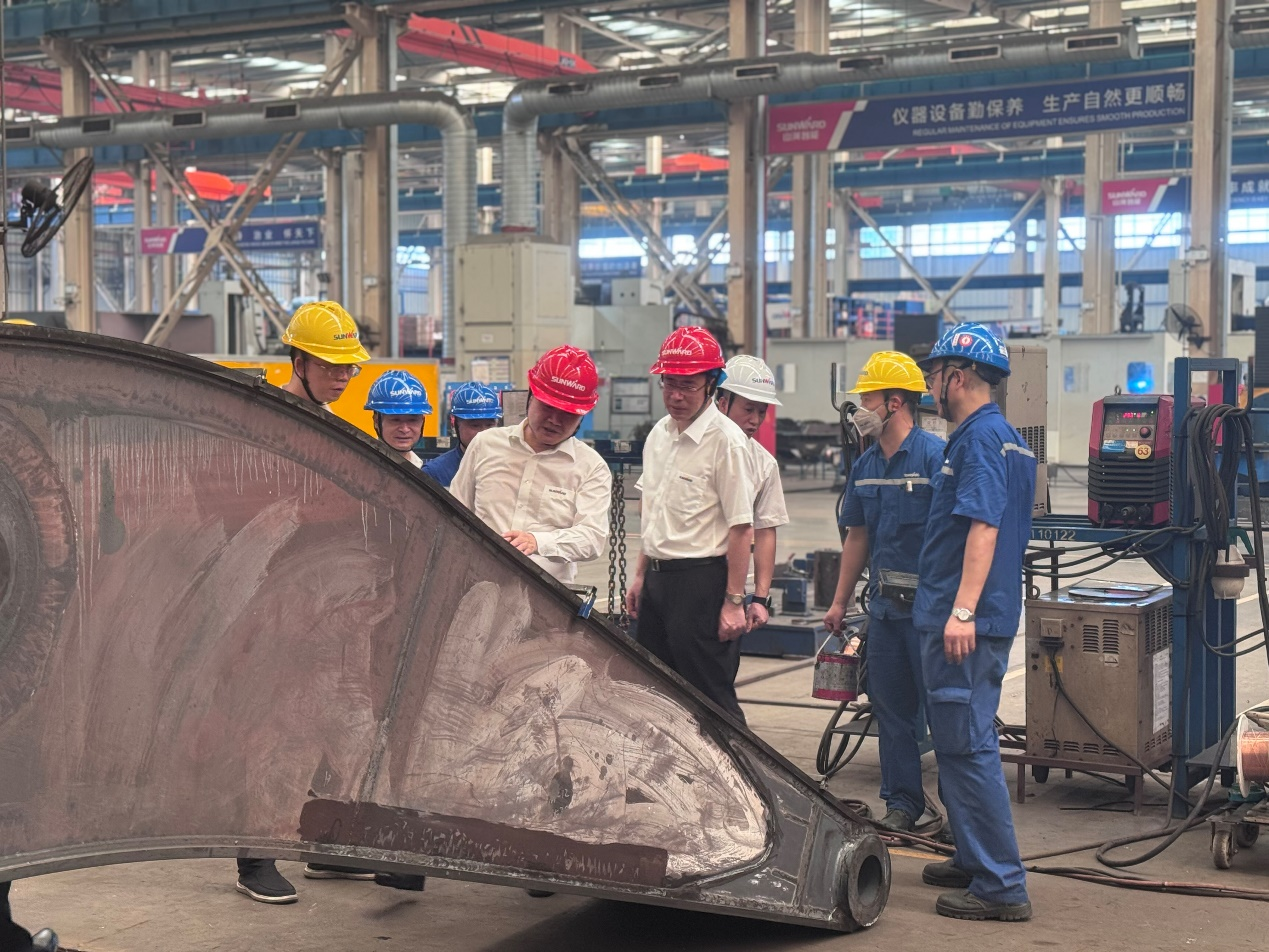 战高温，保清静--尊龙凯时官网网址智能开展高温防暑专项清静检查