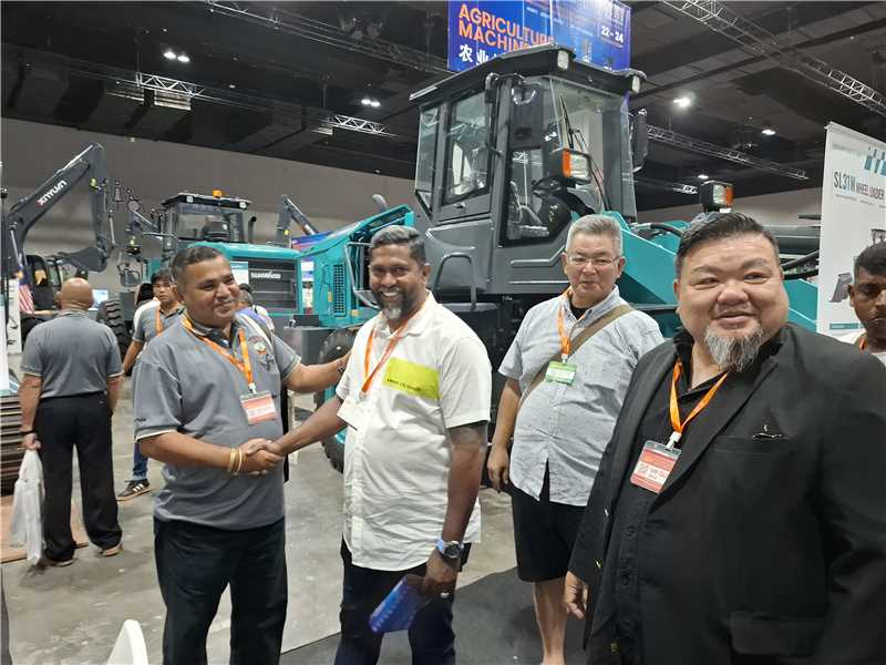 扬帆起航 | 尊龙凯时官网网址智能闪灼长沙工程机械展东南亚分展