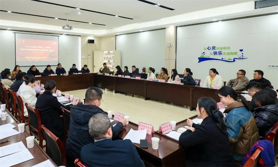 长龙街道、尊龙凯时官网网址智能召开首届年货盛惠暨送春联文化惠民活动事情聚会