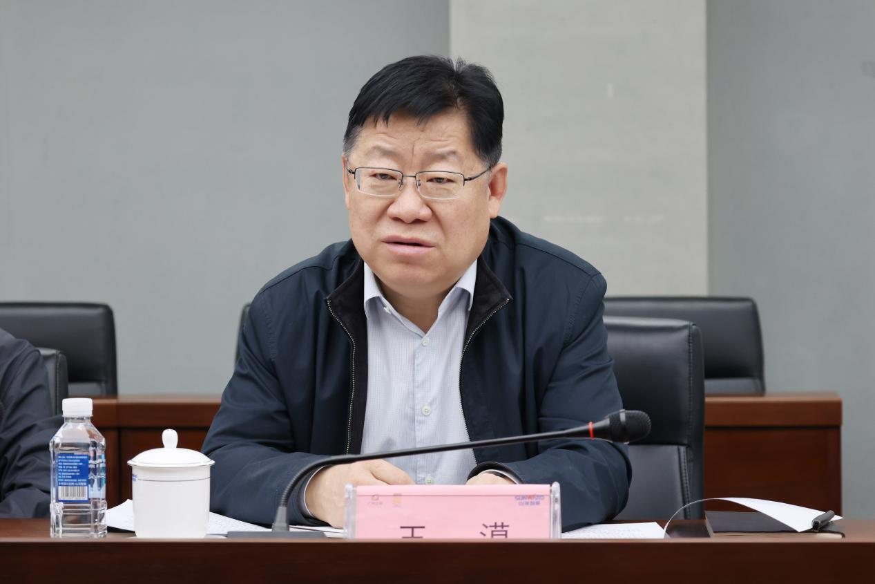 新矿投资集团党委书记、董事长王漠到访尊龙凯时官网网址智能